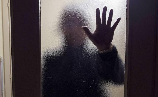 La Audiencia de Granada lamenta la frecuencia con la que las víctimas de maltrato se retractan