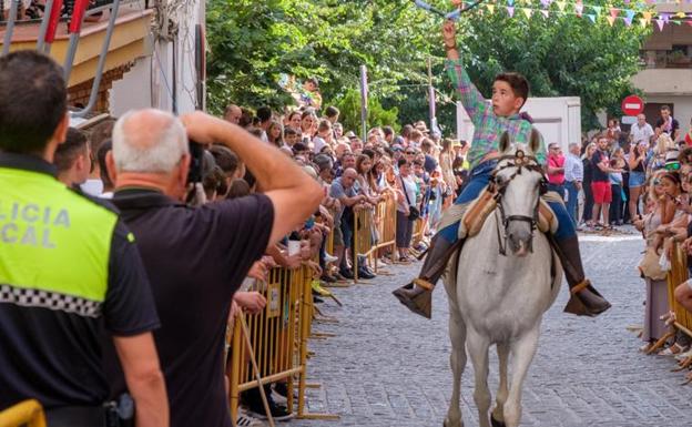Las carreras de cintas a caballo vuelven a Güéjar Sierra