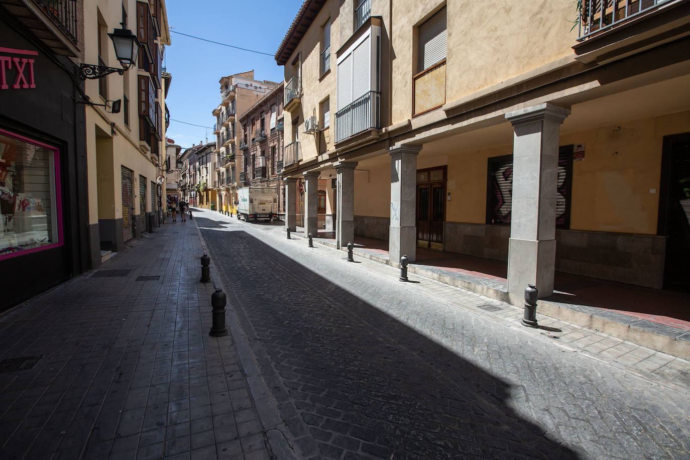 La calle Elvirá estará cortada los dos últimos fines de semana de agosto