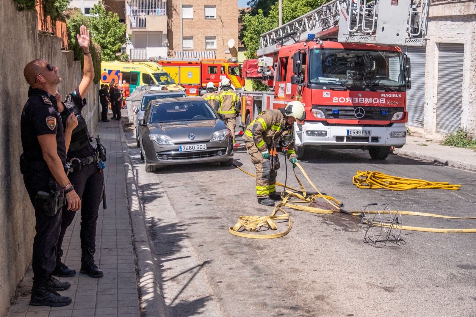 Un muerto al chocar una moto y un coche en las calles de Santa Fe