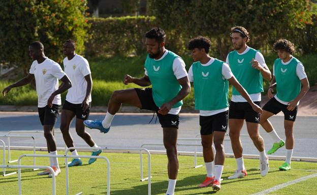 Sousa: «Buena imagen y perder no es suficiente para el Almería»