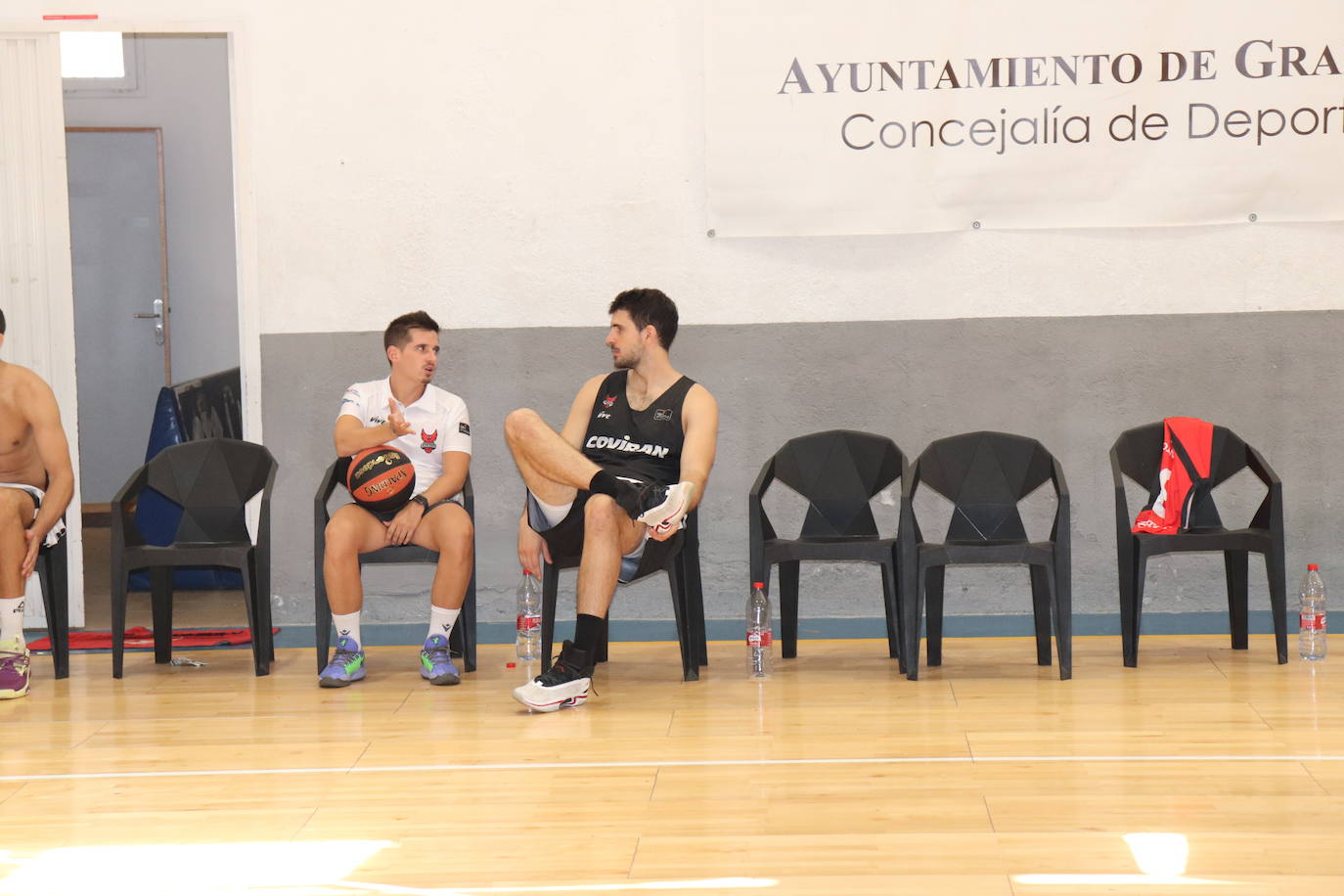 El Covirán cierra la plantilla el día de su décimo cumpleaños en el Veleta