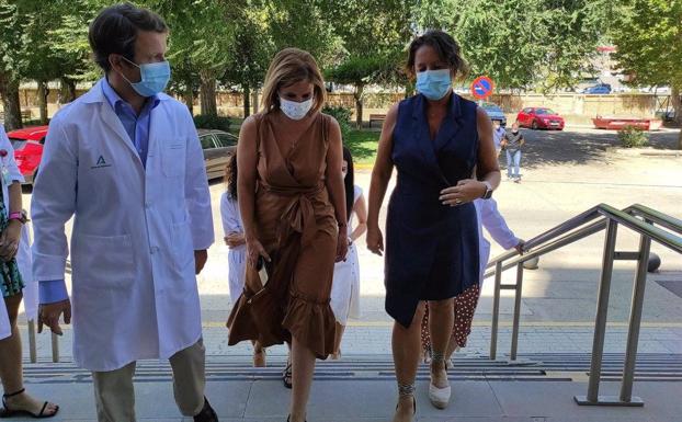 La consejera señala que el problema del aire acondicionado «es puntual» y «ya está solucionado»