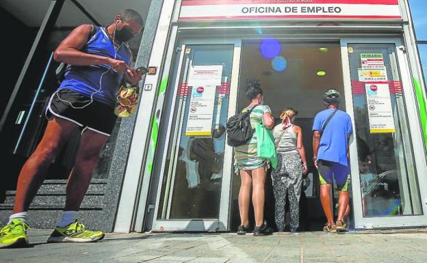 Los ocho tipos de subsidios que pueden pedir al SEPE los parados