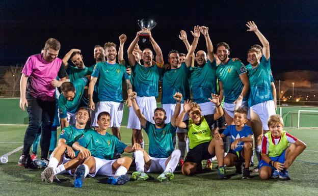 El Viator se lleva un vibrante Trofeo de Feria ante un Poli ilusionante