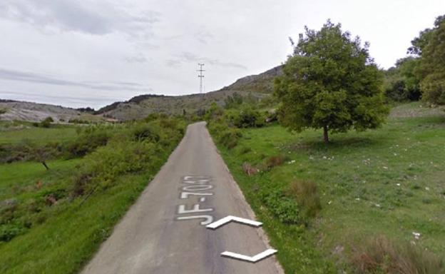 Fallece un hombre tras salirse su coche en la carretera del Nacimiento del Segura