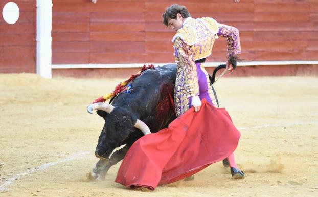 Jorge Martínez conquista Almería por segunda vez en diez días