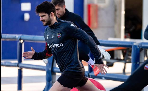 El Almería y la Real buscan un acuerdo por 20 millones por Sadiq