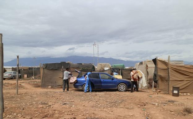 Proyectos para erradicar los poblados: intentos fallidos y nuevas acciones