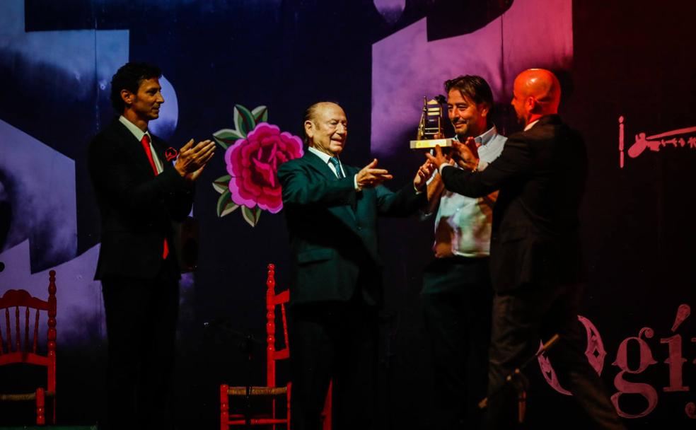 Ogíjares vive un Festival Flamenco como los de antes
