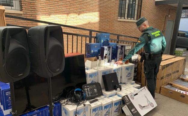 Detienen en Pinos Puente al cabecilla de una banda que se dedicaba a asaltar camiones