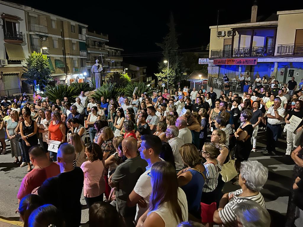 Íllora clama justicia por Juan con una nueva concentración masiva