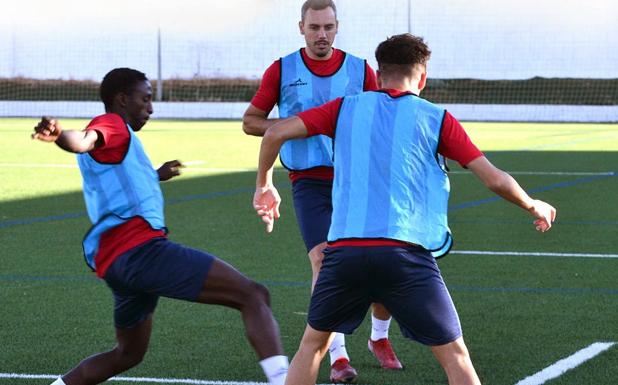 El Real Jaén abre el telón de la liga del centenario con la visita de hoy a Motril