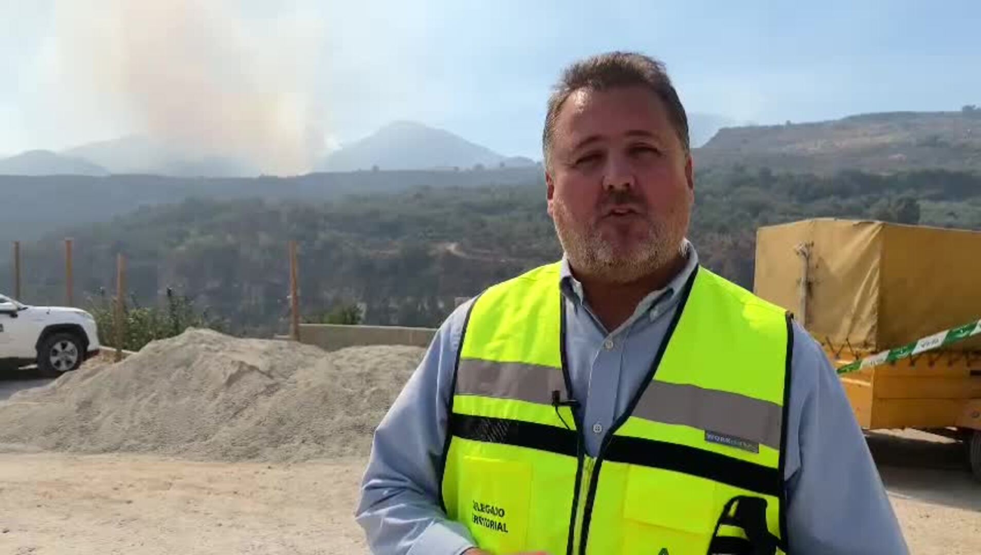 El cambio de viento reaviva el fuego en flancos del Valle de Lecrín donde ya se habían apagado las llamas