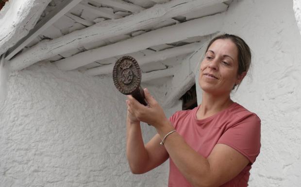 El sello de Isabel II concedido al jamón de Trevélez cumple 160 años