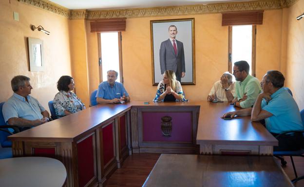 Los pueblos afectados por el fuego se unen para pedir ser zona catastrófica