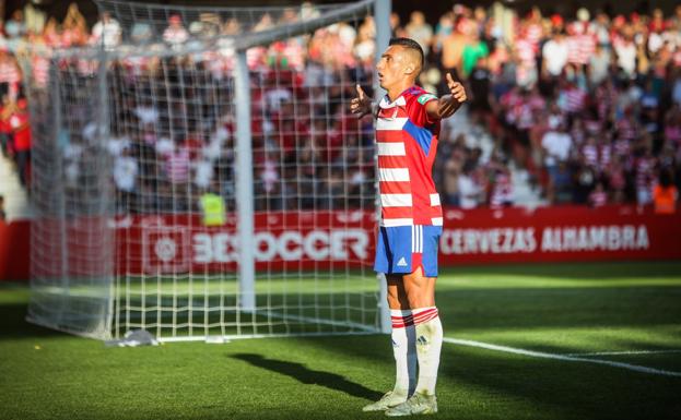 Myrto Uzuni quiere más y más