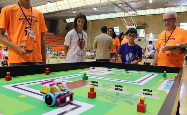 Apasionados de la robótica en Jaén capital