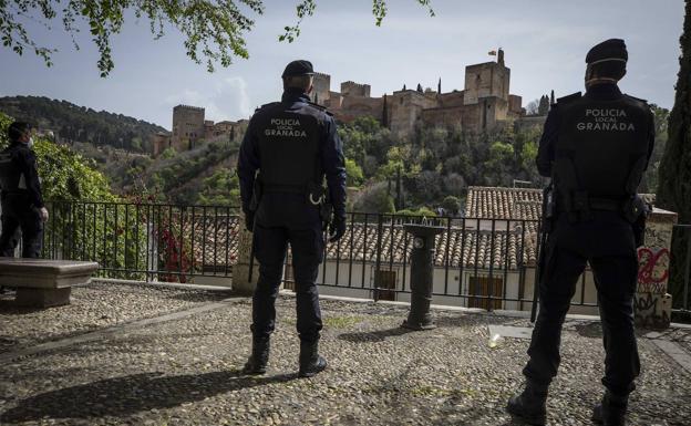 La detenida por apuñalar a un turista en San Nicolás se sentó junto al mirador tras el ataque