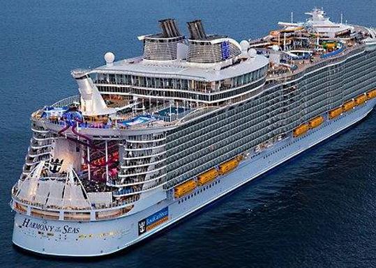 1.400 puestos de trabajo para españoles en la compañía de cruceros Royal Caribbean