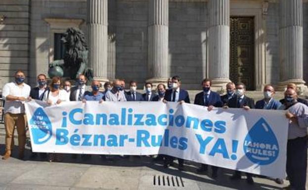 La Costa vuelve a Madrid un año después para denunciar los «nulos avances» en sus infraestructuras