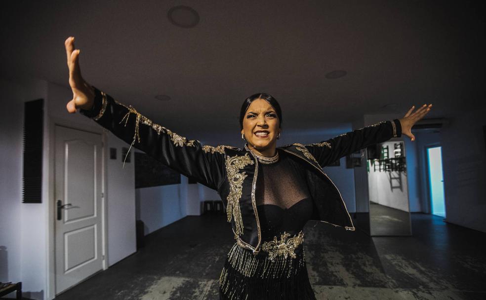 La artista granadina que bailó para los Rolling Stones