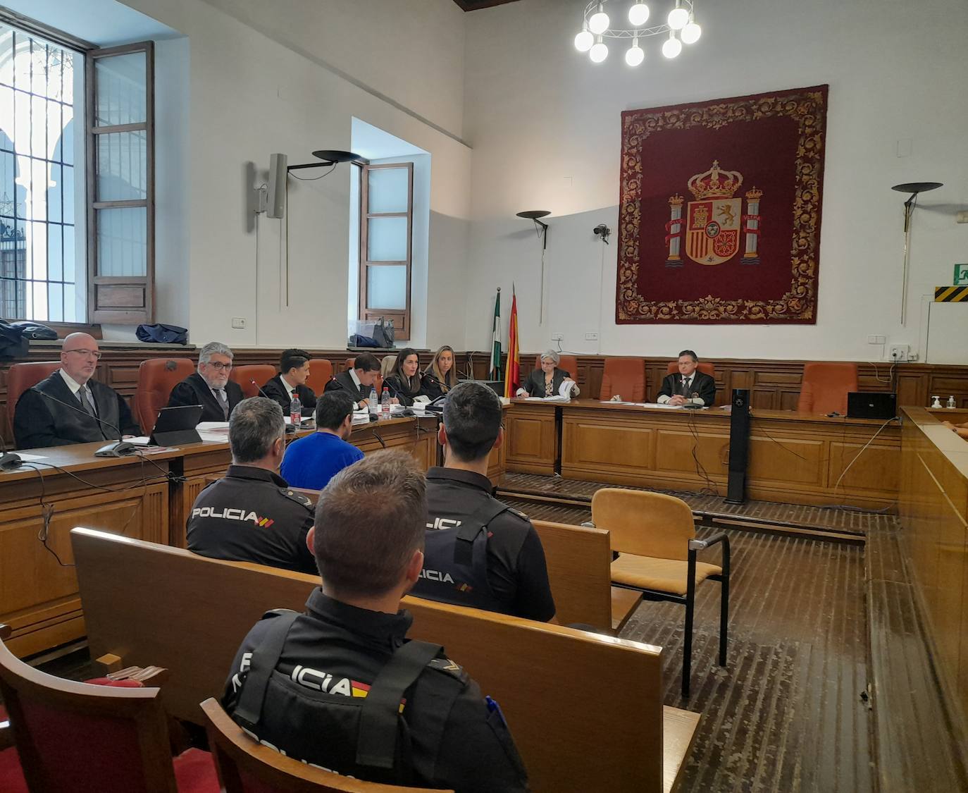 Los psiquiatras que tratan en Sevilla al autor del crimen de Juncaril insisten en que es esquizofrénico