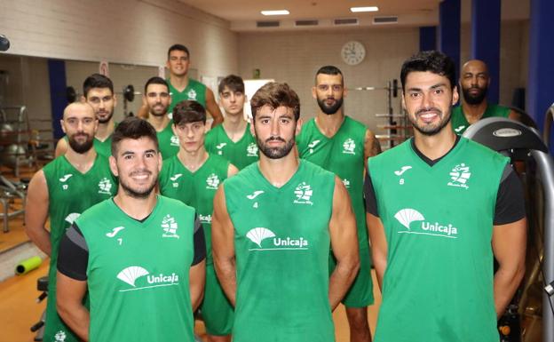 Un capitán y sus dos lugartenientes para Unicaja Costa de Almería