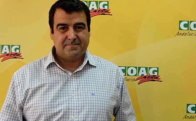 Planas estudiará la bajada del IVA de la electricidad a comunidades de regantes