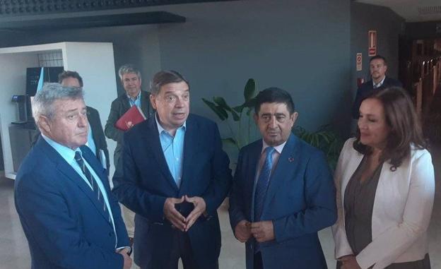 Planas considera que, a la vista del contexto actual, habrá que revisar las peonadas del subsidio agrario