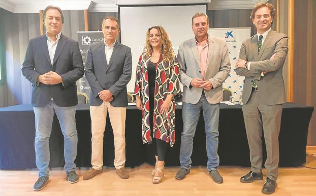 El cordobés Joaquín Pérez Azaústre gana la 38ª edición del 'Premio Literario Jaén' de Novela
