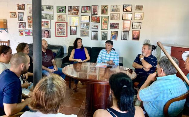 Cazorla propone soluciones para agilizar el alumbrado público en las barriadas que sufren robos