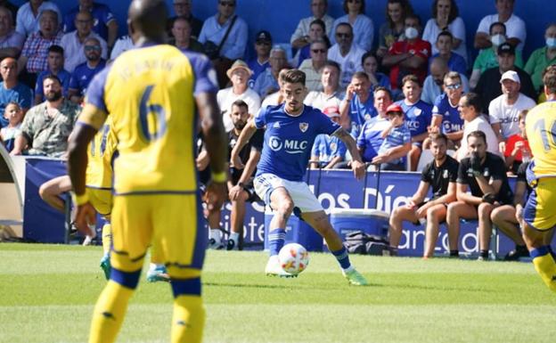 El Linares cierra la mañana como líder en solitario