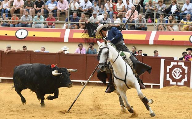 El espectáculo y las ganas se dan la mano en Vera