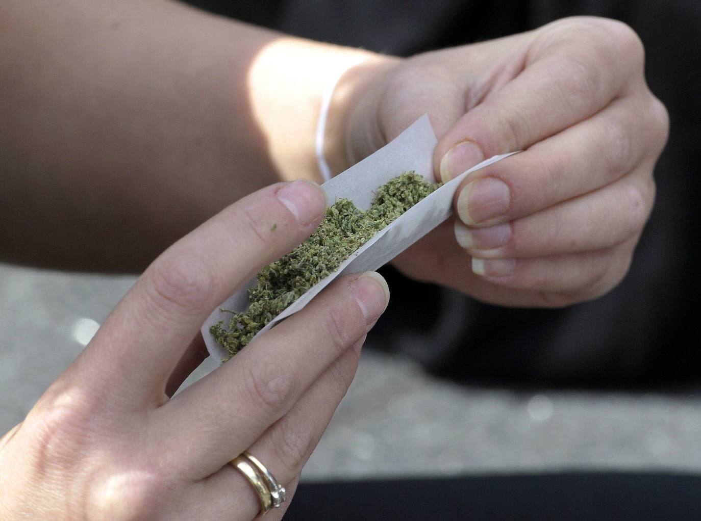 La 'ley mordaza' recaudó 9,6 millones en 2021 en Almería, un 6% menos que el año de la covid