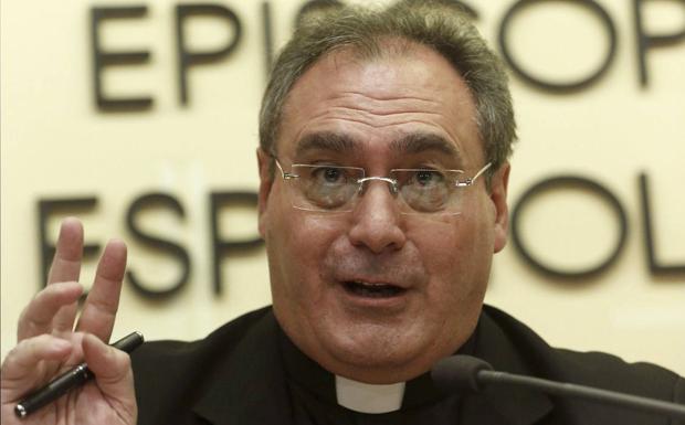 La Catedral recibe hoy al nuevo arzobispo coadjutor, José María Gil Tamayo