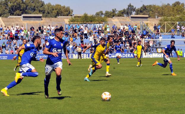 El Linares quiere romper la imbatibilidad de un Fuenlabrada con plantilla de LFP