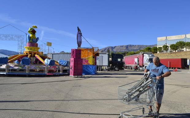 Los caseteros tildan de «abusivo» el canon de agua que pagan en la feria