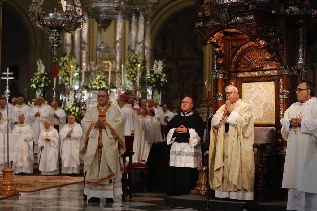Las mejores imágenes de la eucaristía de la Catedral de Granada