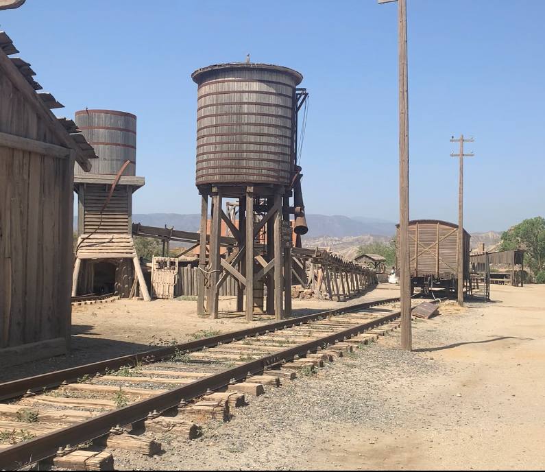 Mini Hollywood será el escenario de la próxima movilización empresarial por el AVE