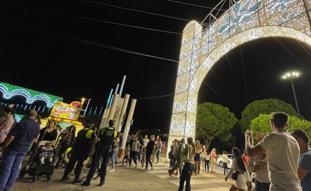 Luces, música y un pregonero 'enamorado' de su ciudad