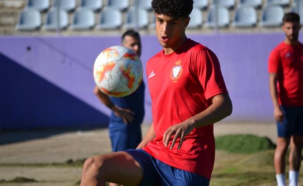 El Real Jaén cae en el derbi provincial ante el Porcuna (2-0)