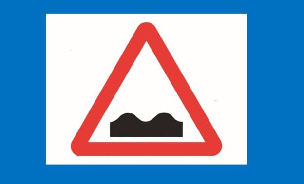 La DGT aclara el significado de esta señal, la más suspendida en el examen de conducir