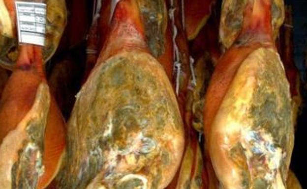 ¿Cuál es el mejor jamón ibérico del mercado según la OCU?