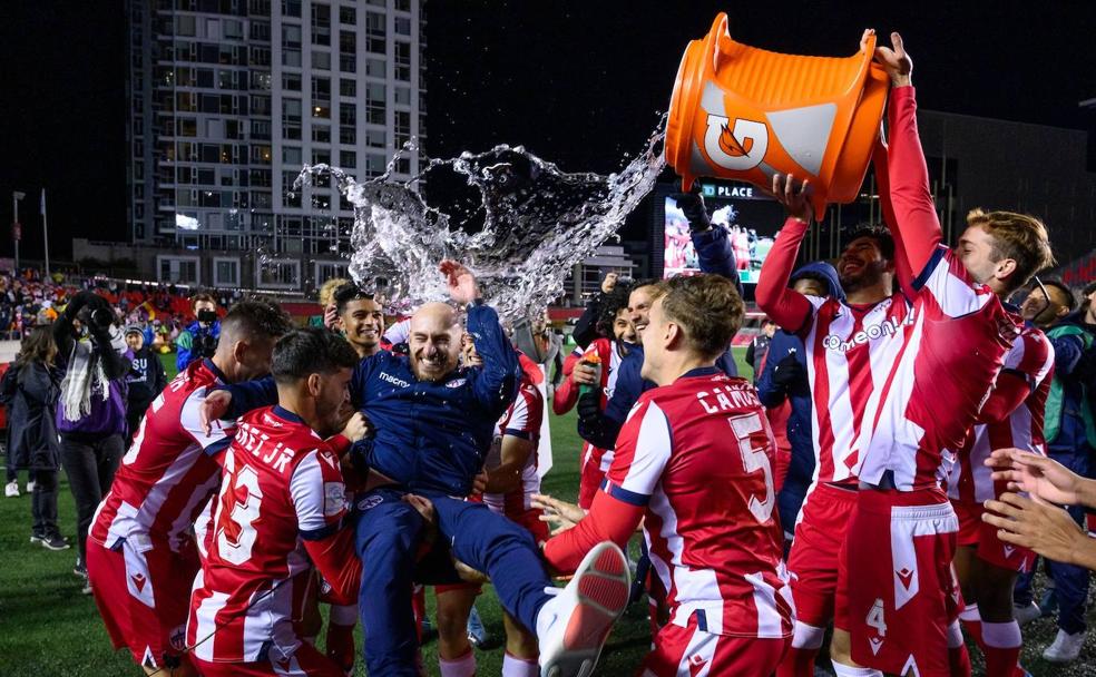 El mundo de los banquillos habla granadino con Cano y González