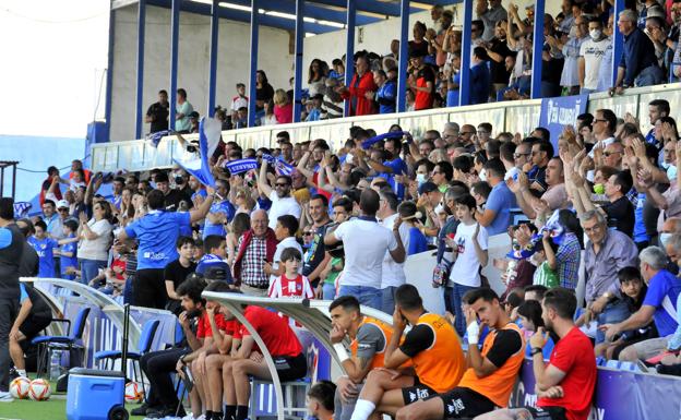 Se abre una vía para reformar Linarejos sin tocar el campo anexo