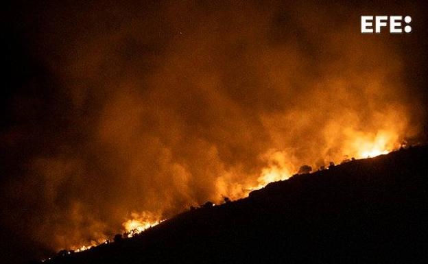 El alcalde apunta que el incendio en Iznalloz podría haber sido provocado