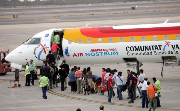 Estos son los 15 destinos a los que puedes volar desde Almería en otoño