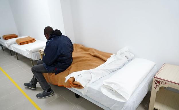 Cáritas ayuda a 321 personas sin hogar en Jaén, casi la mitad a través del dispositivo de calle