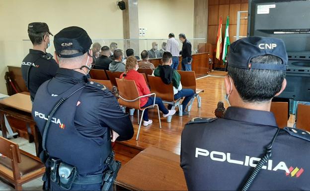 El TSJA matiza la sentencia de la trama que obligaba a 10 mujeres a prostituirse